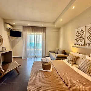 https://anatoli.hotelschalkidiki.net